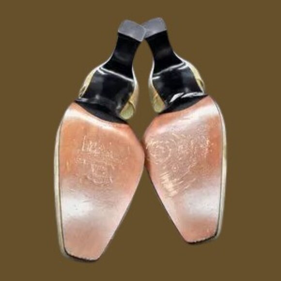 Stuart Weitzman Gold Lame & Rhinestone Mid Heel Formal - Picture 9 of 12